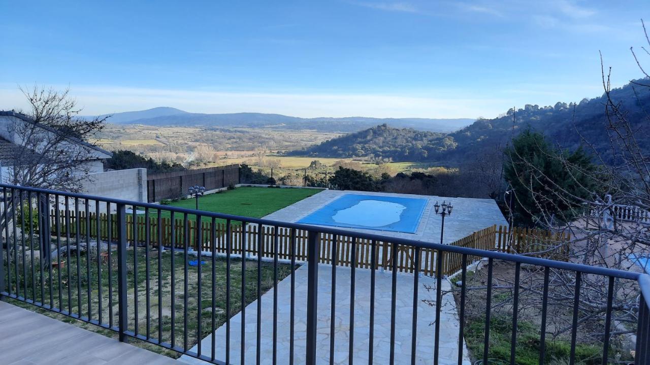 Chalet Con Piscina Y Bbq Para 10 Personas San Martín de Valdeiglesias Eksteriør bilde