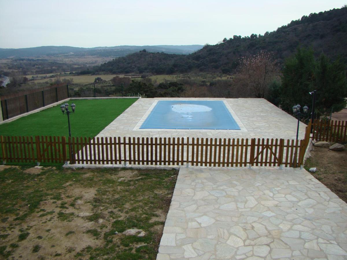 Chalet Con Piscina Y Bbq Para 10 Personas San Martín de Valdeiglesias Eksteriør bilde